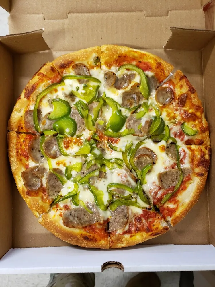 Small Sausage and Pepper Pizza